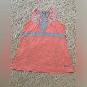 Women’s exercise racer back tank top
